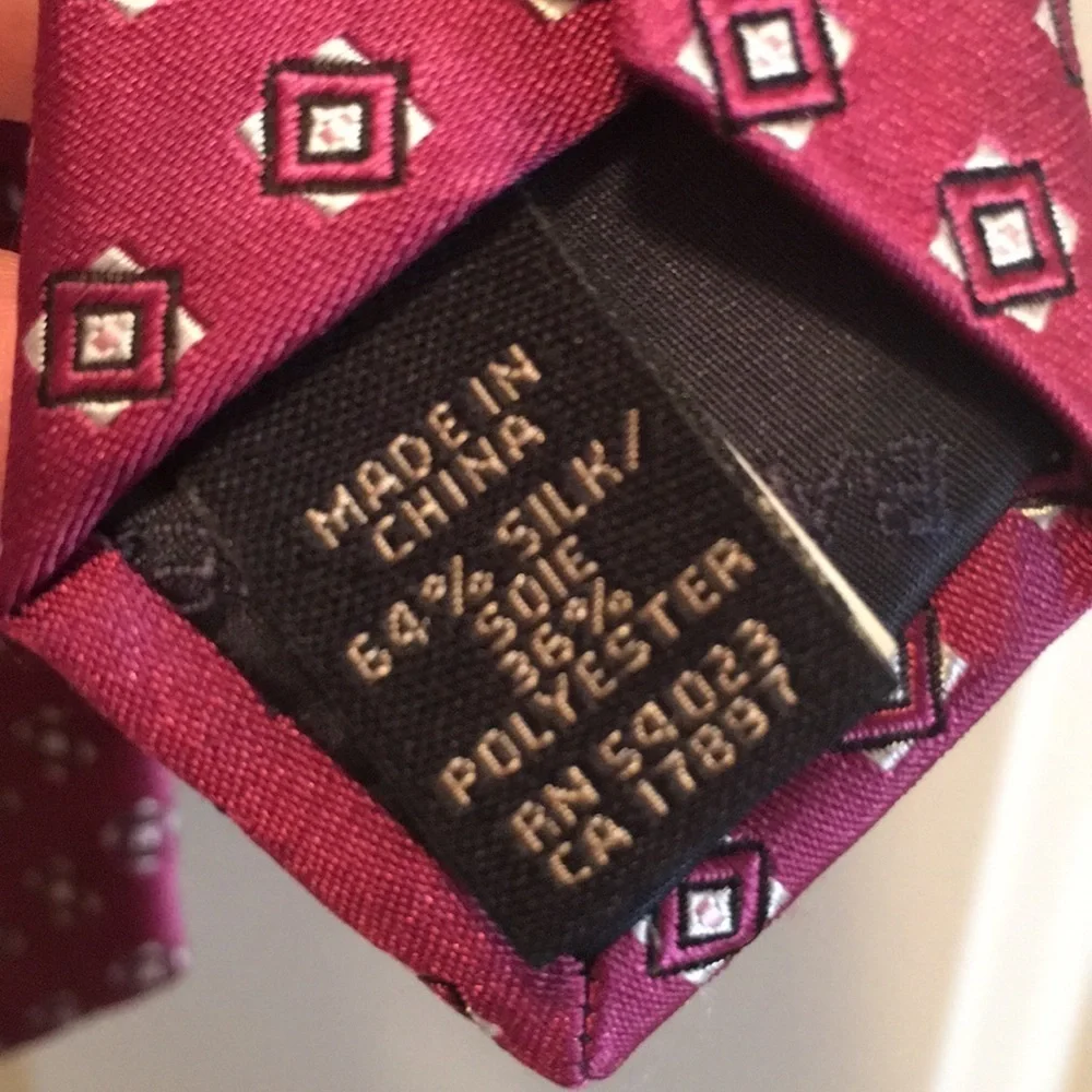 Banana Republic Men’s tie